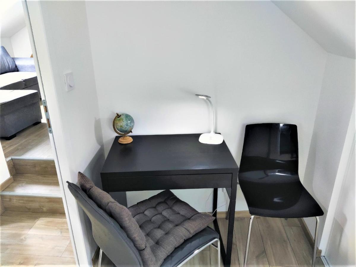 Appartement T3 "Yuca" Hyper Centre D'Ernee Екстер'єр фото